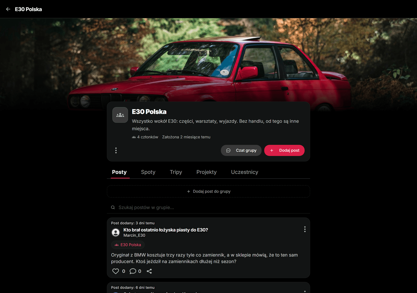 Podgląd widoku grupy w aplikacji Automotive Place: zdjęcie w tle grupy i posty członków